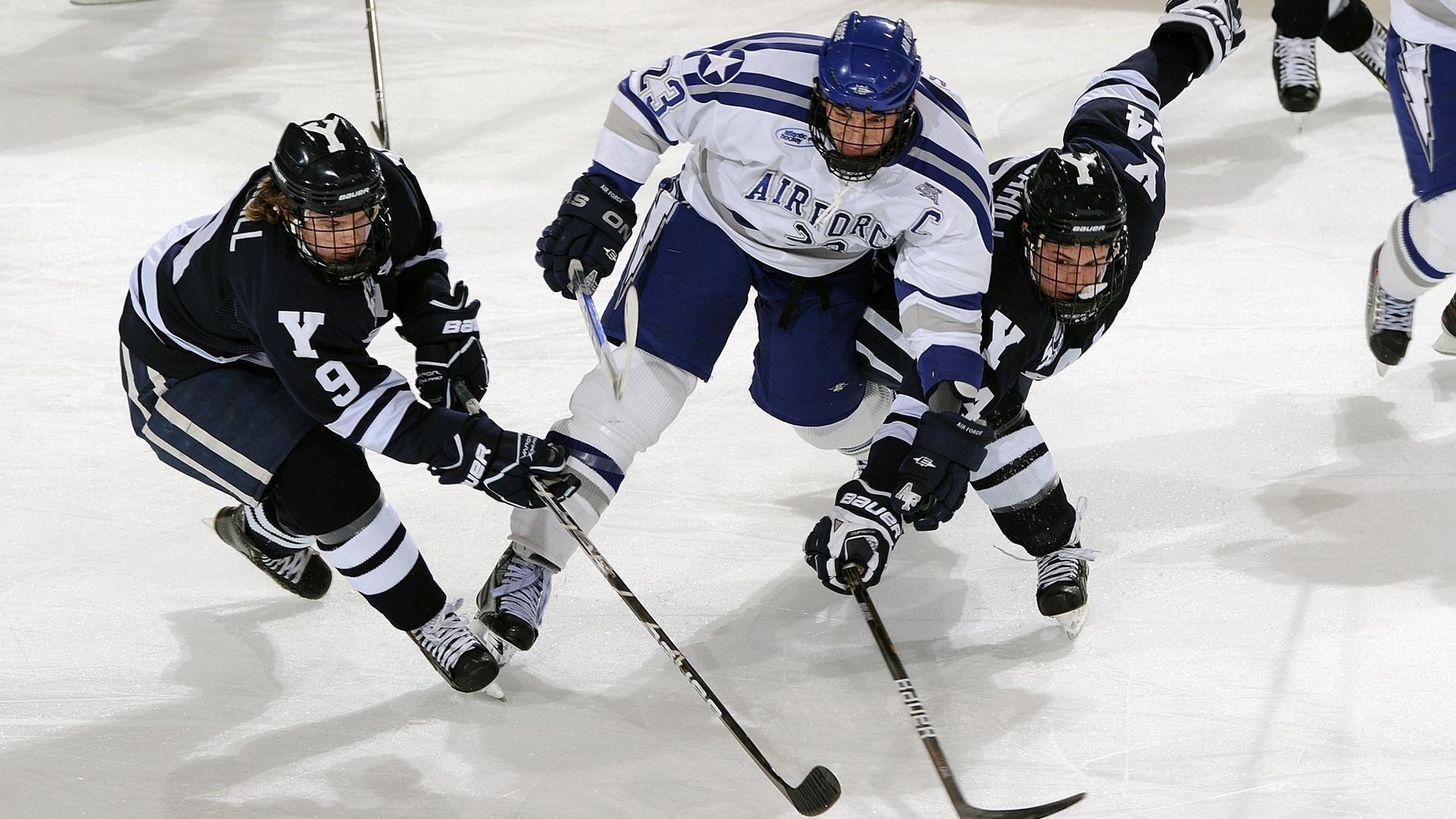 懂球帝12周年番外篇，国际足坛搞笑名场面第二弹，那些令人捧腹的绿茵瞬间